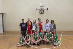 Чемпионки района из Пряжи